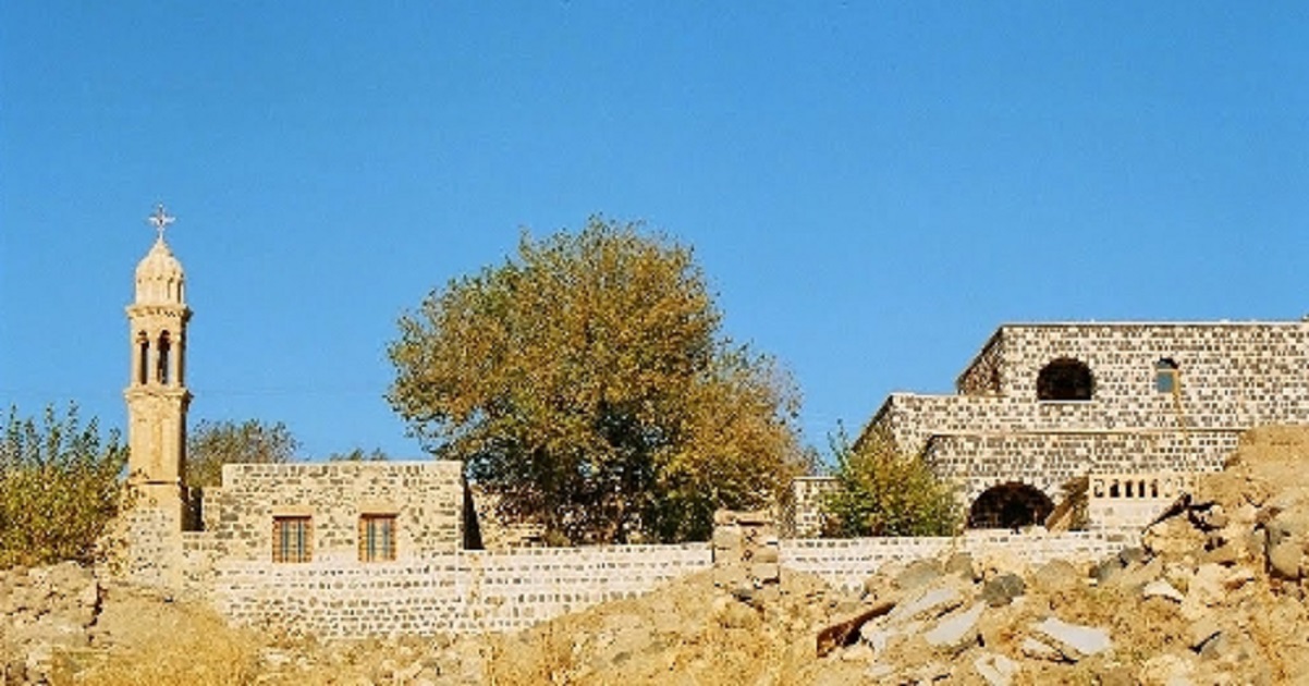 Matay Türker - İdil'de mühürlenen kilise Bethzabday 01