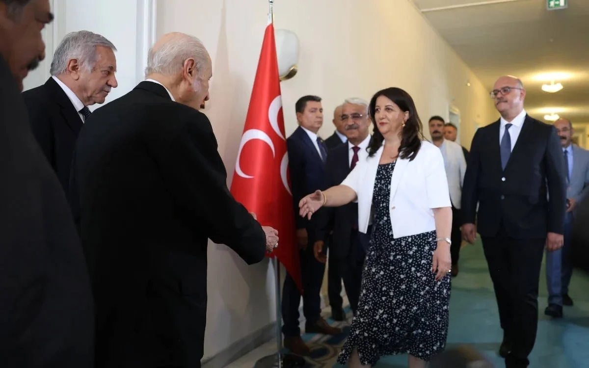 İmralı Heyeti üyeleri, Devlet Bahçeli ile görüştü